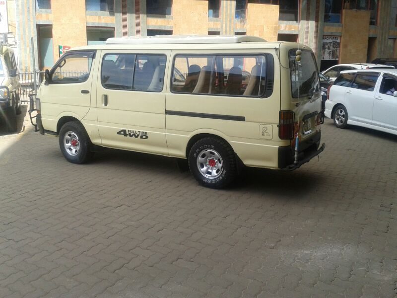 Exterior of 4 WD Safari Van