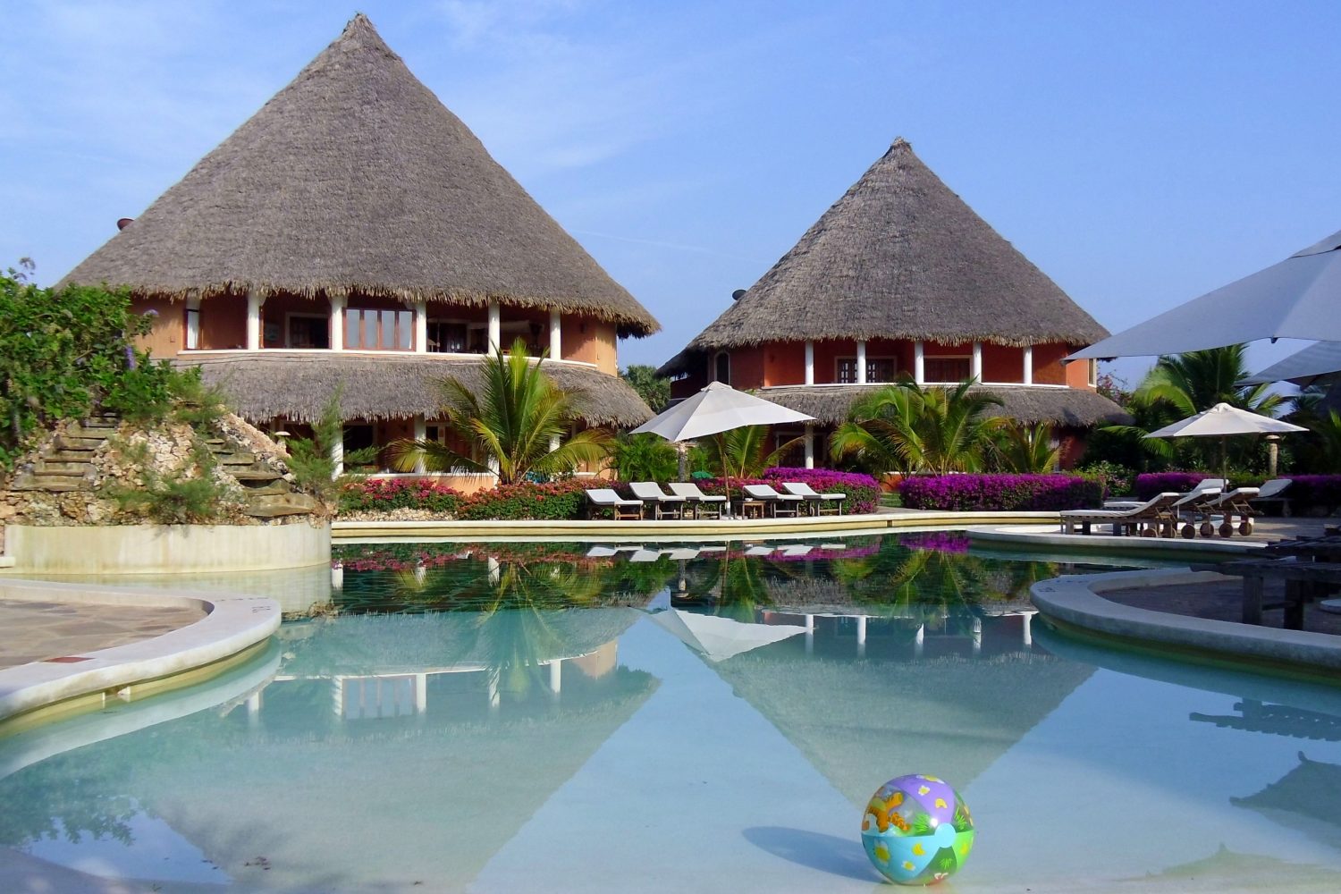 Tembo Court Ocean Beach Resort Malindi