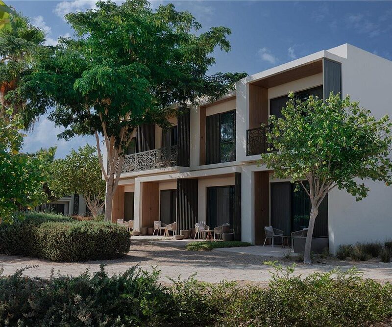 turtlebay-exterior-ground