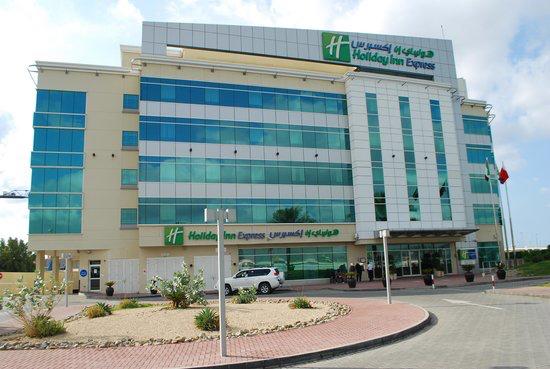 holiday-inn-express-dubai